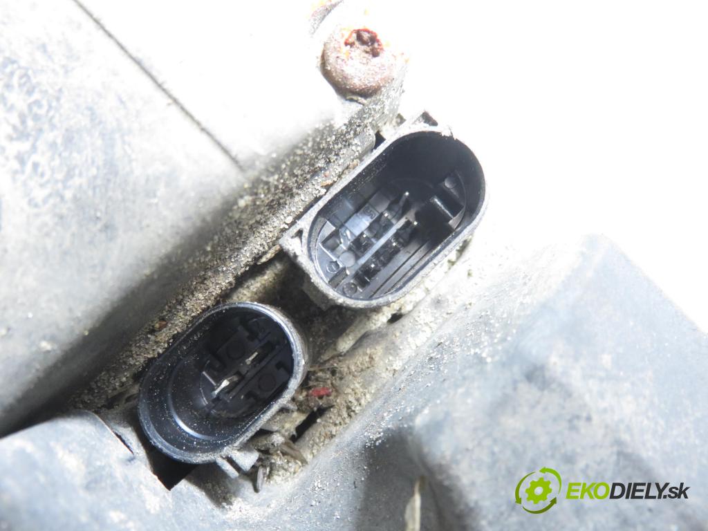 MERCEDES-BENZ KLASA S (W220) SEDAN 2003 191,00 S 400 CDI V8 260 - OM 628.960 3996,00 Webasto 2205004798 ; 9002879E ; 9002878B (Webasto (nezávislé topení))