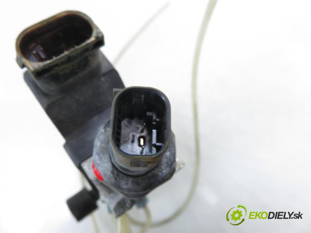 MERCEDES-BENZ KLASA S (W220) SEDAN 2003 191,00 S 400 CDI V8 260 - OM 628.960 3996,00 Rozdeľovač pneumatika 2203200258