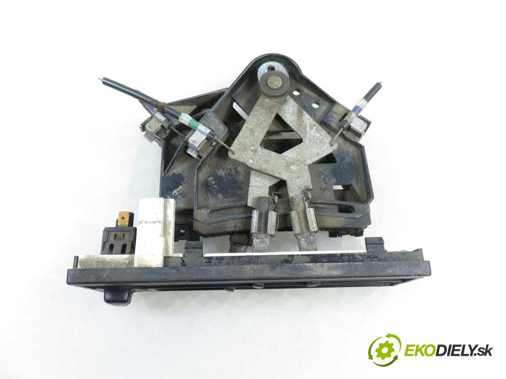 VW TRANSPORTER IV Platforma / podwozie (70E, 70L, 70M, 7DE, 7DL KABINA/PLATFORMA 1993 57,00 2.4 D 78 - AAB 2370,00 Panel kúrenia 321819045C