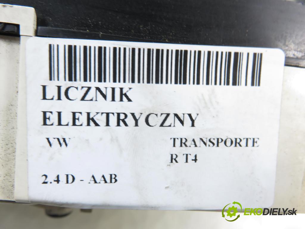 VW TRANSPORTER IV Platforma / podwozie (70E, 70L, 70M, 7DE, 7DL KABINA/PLATFORMA 1993 57,00 2.4 D 78 - AAB 2370,00 Prístrojovka na ODKAZ: 701919033BQ