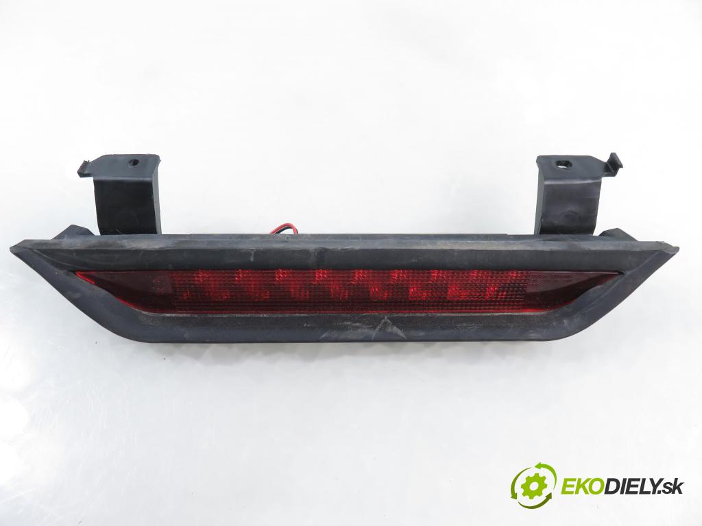 NISSAN PATHFINDER III (R51) TERENOWY 2007 198,00 4.0 4WD 269 - VQ40DE 3954,00 svetlo bŕzd 26590EA50B