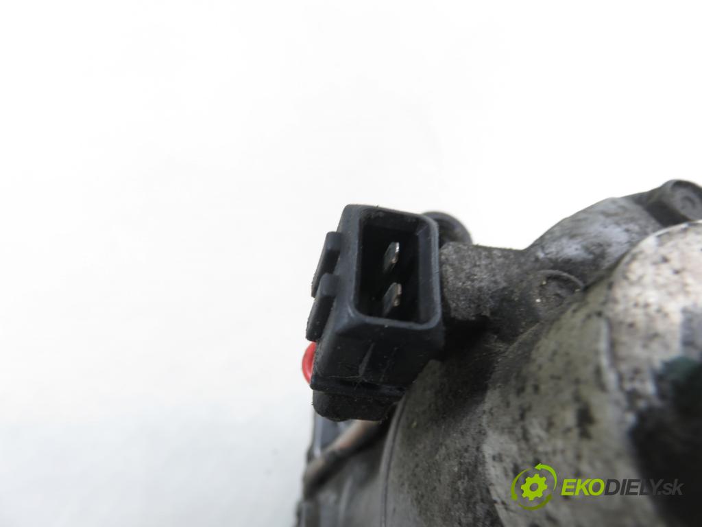 SEAT ALHAMBRA (7V8, 7V9) MINIVAN 1997 66,00 1.9 TDI 90 - AHU 1896,00 KOMPRESOR: klimatizace 7M0820803D ; 95NW19D629CB (Kompresor klimatizace)