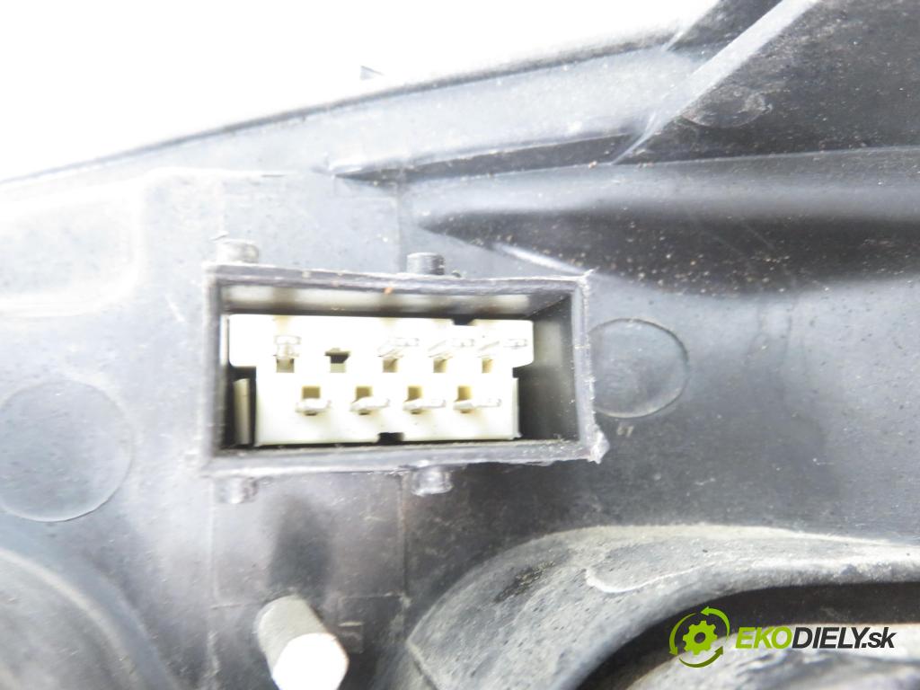 CITROEN C3 I (FC_) HB 2004 54,00 1.4 i - KFV (TU3JP) 1360,00 Svetlo PP
