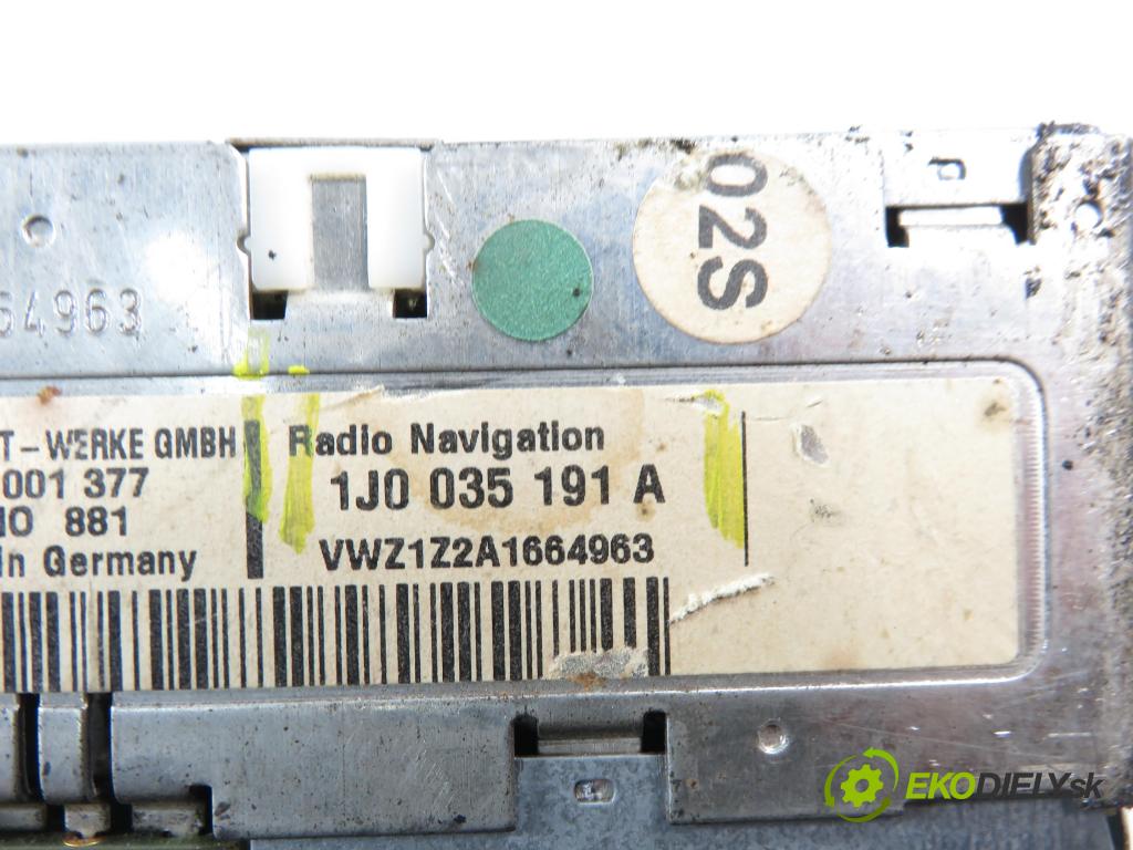 VW POLO (9N_) HB 2005 63,00 1.4 FSI - AXU 1390,00 RADIO CD 1J0035191A