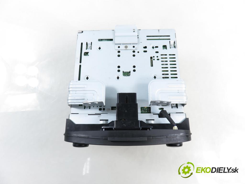 HYUNDAI i10 (PA) HB 2009 57,00 1.2 16V - G4LA 1248,00 RADIO CD 961000X2304X