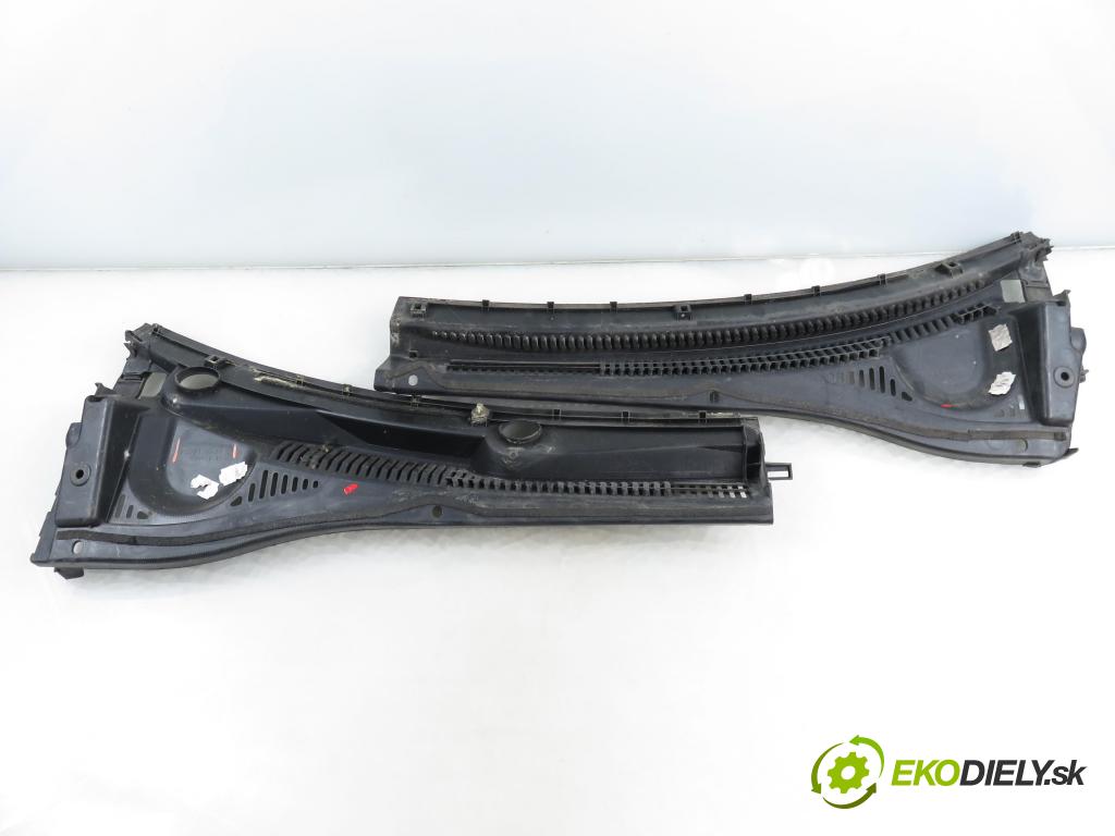 SUZUKI SX4 (EY, GY) CROSSOVER 2008 79,00 1.6 VVT 4x4 (RW 416) 107 - M16A 1586,00 Torpédo, plast pod čelné okno 7234179J1L (Torpédo (plast pod čelným sklom))