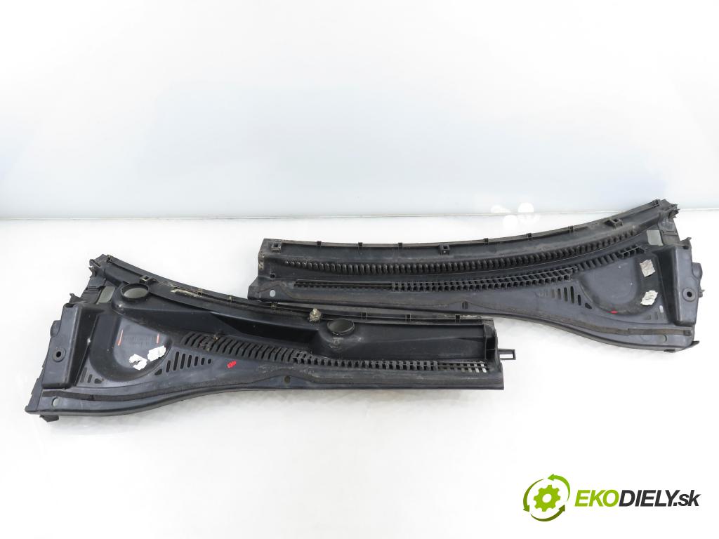 SUZUKI SX4 (EY, GY) CROSSOVER 2008 79,00 1.6 VVT 4x4 (RW 416) 107 - M16A 1586,00 Torpédo, plast pod čelné okno 7234179J1L (Torpédo (plast pod čelným sklom))