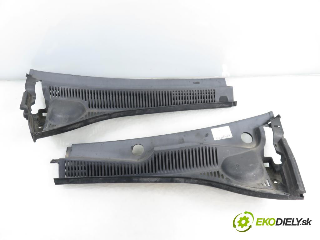 SUZUKI SX4 (EY, GY) CROSSOVER 2008 79,00 1.6 VVT 4x4 (RW 416) 107 - M16A 1586,00 Torpédo, plast pod čelné okno 7234179J1L (Torpédo (plast pod čelným sklom))