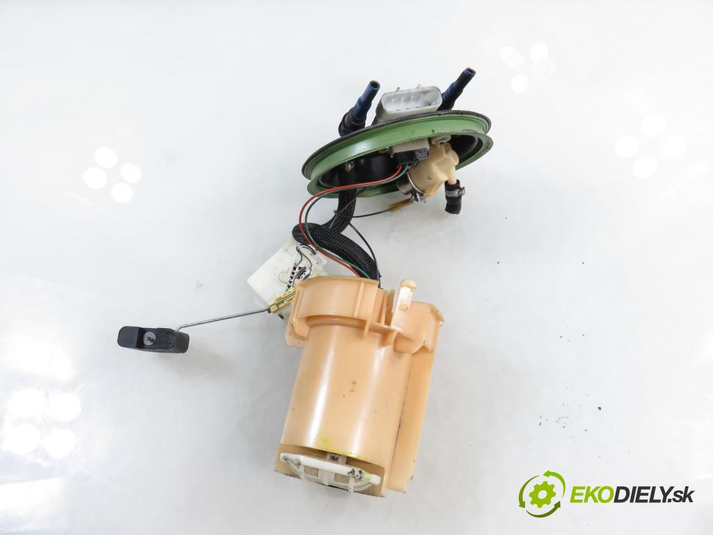 OPEL ZAFIRA A Nadwozie Wielkopojemne (MPV) (T98)  MINIVAN 2001 74,00 1.6 16V - Z 16 XE 1598,00 Pumpa paliva 90581616 ; 0580313062