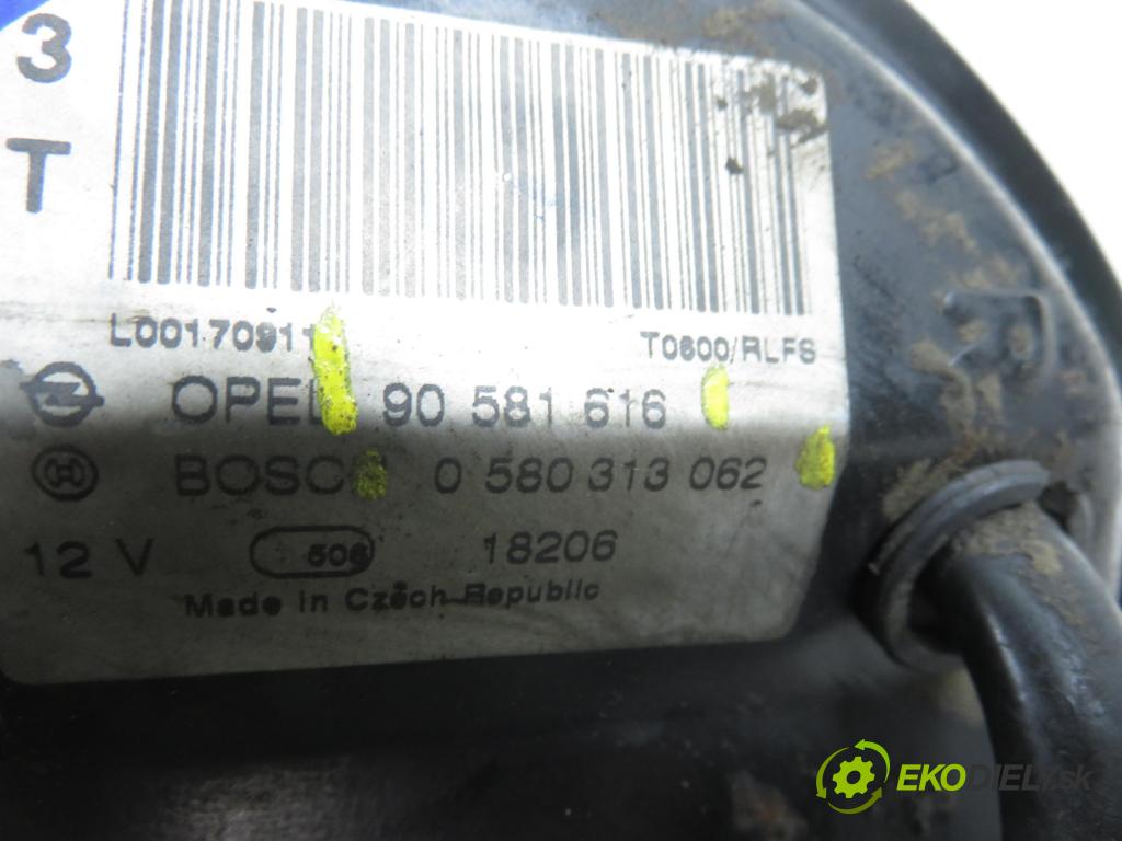 OPEL ZAFIRA A Nadwozie Wielkopojemne (MPV) (T98)  MINIVAN 2001 74,00 1.6 16V - Z 16 XE 1598,00 Pumpa paliva 90581616 ; 0580313062