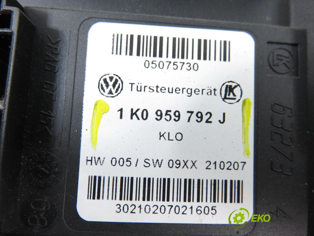VW CADDY III Variant (2KB, 2KJ, 2CB, 2CJ) KOMBIVAN 2007 77,00 1.9 TDI PD 105 1896,00 Mechanizmus okien 2K1837752BS ; 1K0959792J ; 1T0959702D