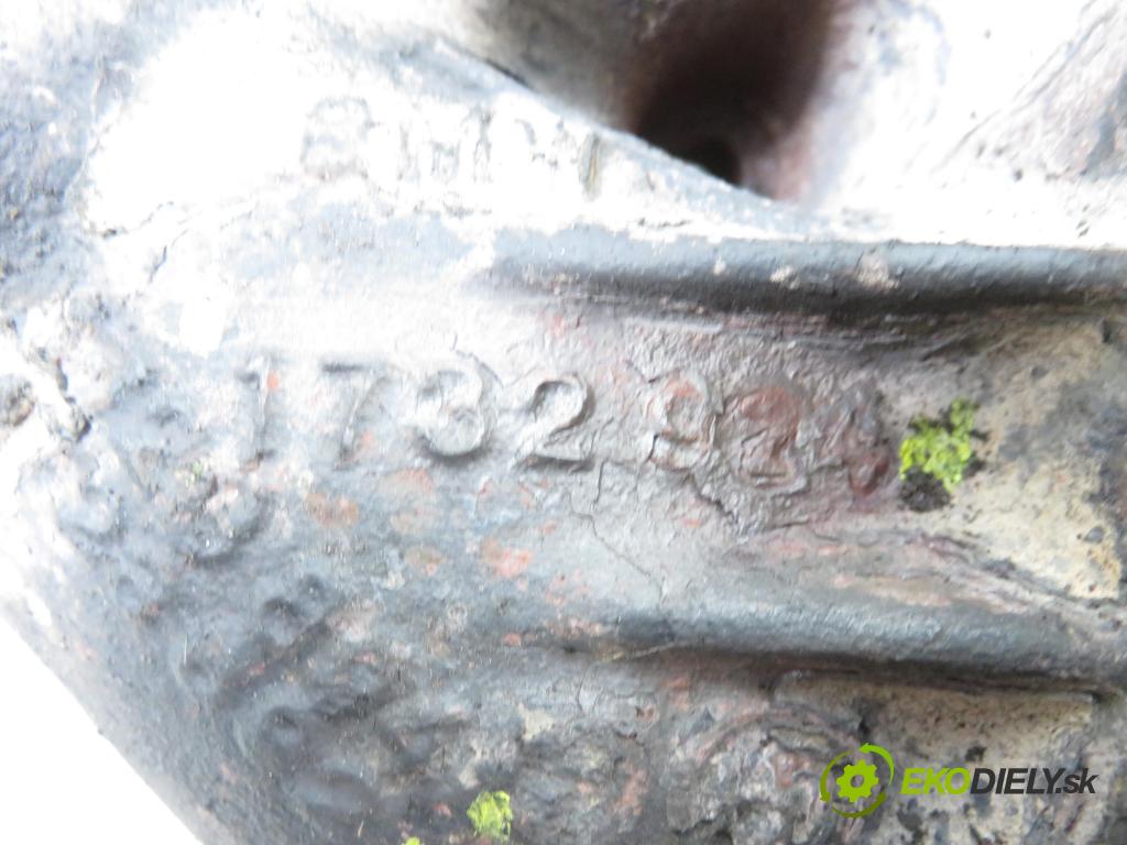 BMW 3 Touring (E36) KOMBI 1998 85,00 318 i 116 - M43 B18 (184E2) 1796,00 Potrubie VYČERPAT: 1732924 ; 1728894 ; 1728892 (Výfukové potrubie)