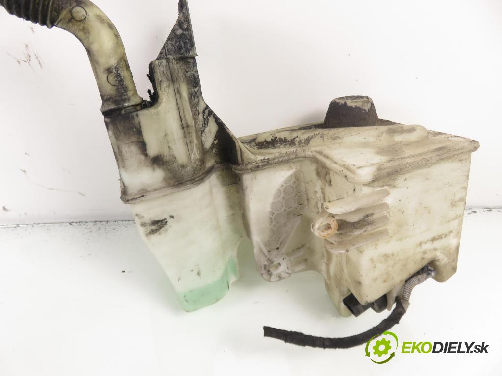 VW TRANSPORTER V Skrzynia (7HA, 7HH, 7EA, 7EH) FURGON 2005 77,00 1.9 TDI PD 105 - AXB 1896,00 Nádržka ostrekovačov 7H0955453G ; 7H0955463A (Kľučka dverí ostatné)