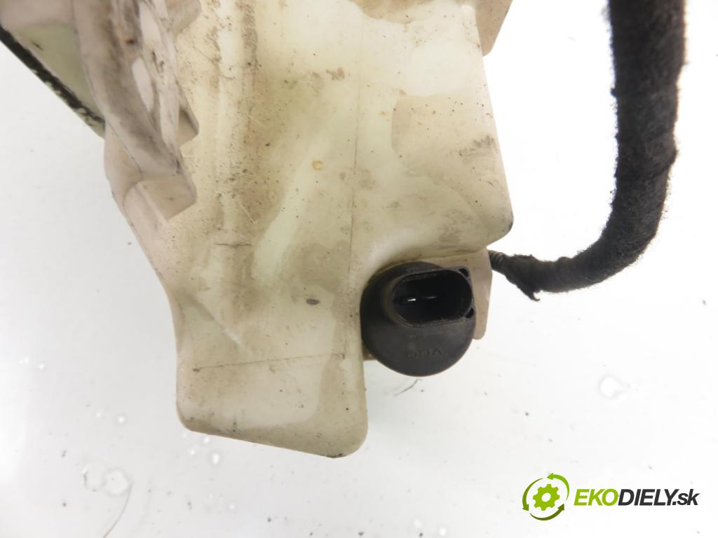 VW TRANSPORTER V Skrzynia (7HA, 7HH, 7EA, 7EH) FURGON 2005 77,00 1.9 TDI PD 105 - AXB 1896,00 Nádržka ostrekovačov 7H0955453G ; 7H0955463A (Kľučka dverí ostatné)