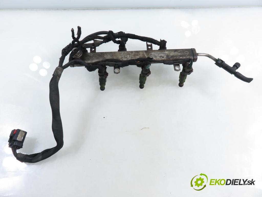 CHRYSLER VOYAGER IV (RG, RS) MINIVAN 2001 0,00 3.3 AWD - EGA 3301,00 Lišta vstrekovacia 0280156007 ; 04861454AA ; 04861498AB (Vstrekovacia lišta)