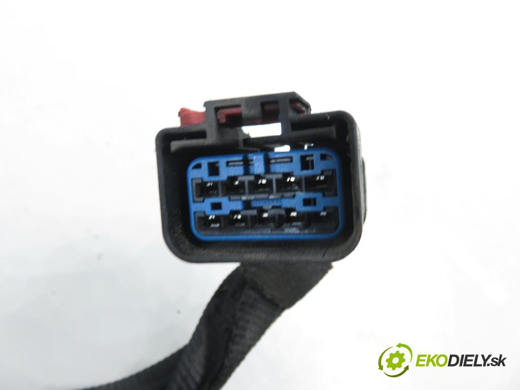 CHRYSLER VOYAGER IV (RG, RS) MINIVAN 2001 0,00 3.3 AWD - EGA 3301,00 Lišta vstrekovacia 0280156007 ; 04861454AA ; 04861498AB (Vstrekovacia lišta)