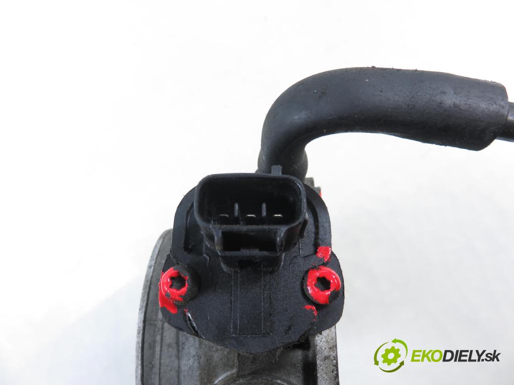 CHRYSLER VOYAGER IV (RG, RS) MINIVAN 2001 0,00 3.3 AWD - EGA 3301,00 Škrtiaca klapka 04861254AC ; 11200006AB (Škrtiaca klapka)