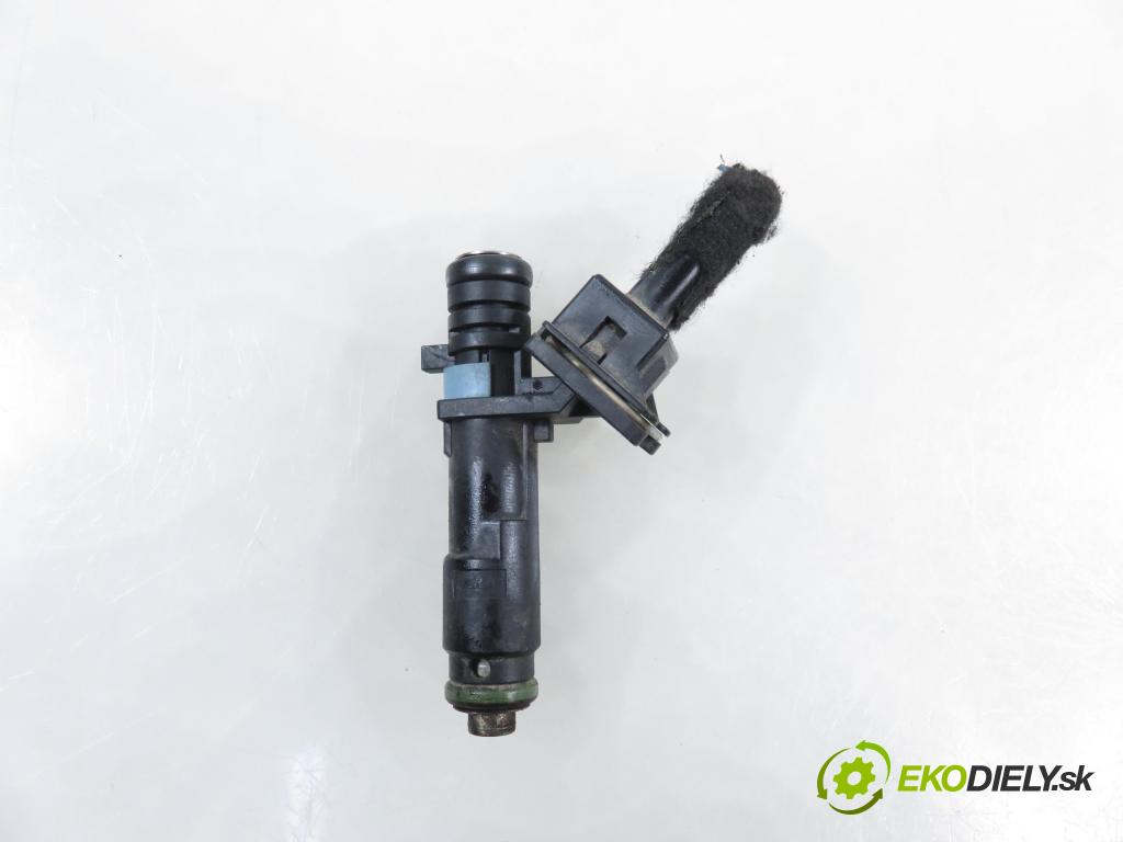 CHEVROLET spar HB 2013 50,00 1.0 S-TEC II 16V - B10D1 995,00 vstrekovač 25186566 (Vstrekovač paliva)