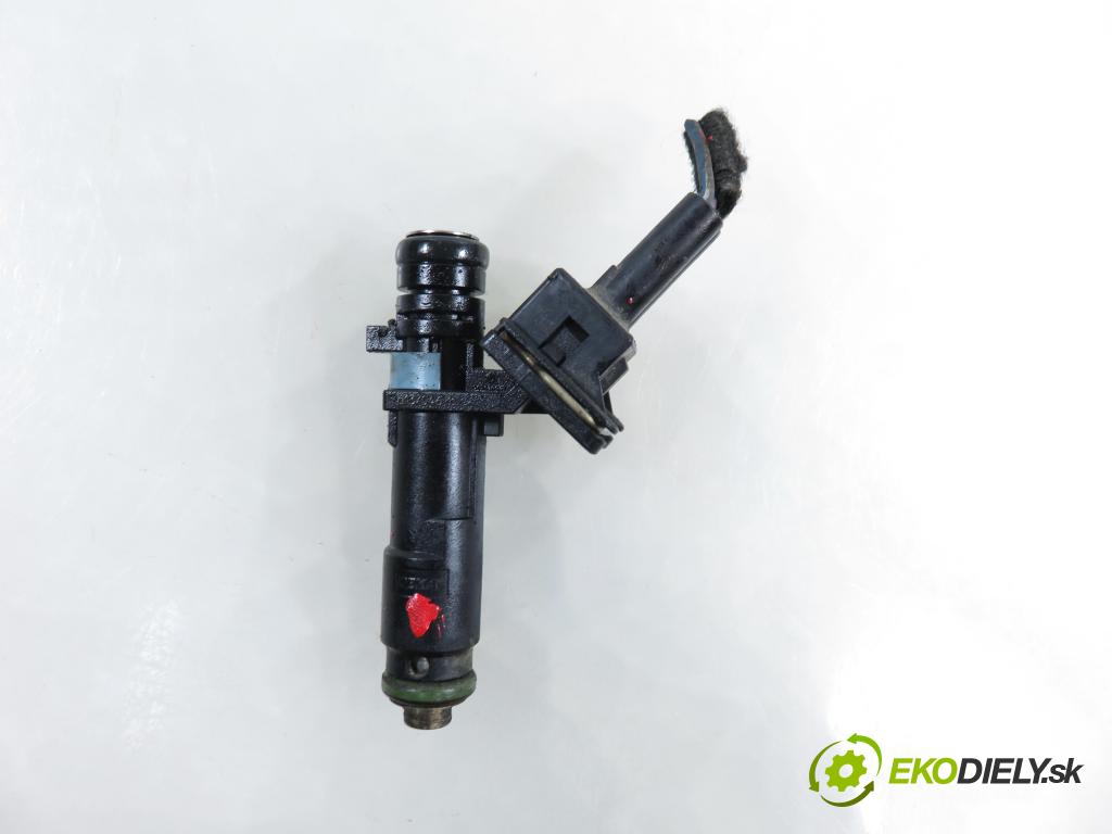 CHEVROLET spar HB 2013 50,00 1.0 S-TEC II 16V - B10D1 995,00 vstrekovač 25186566 (Vstrekovač paliva)