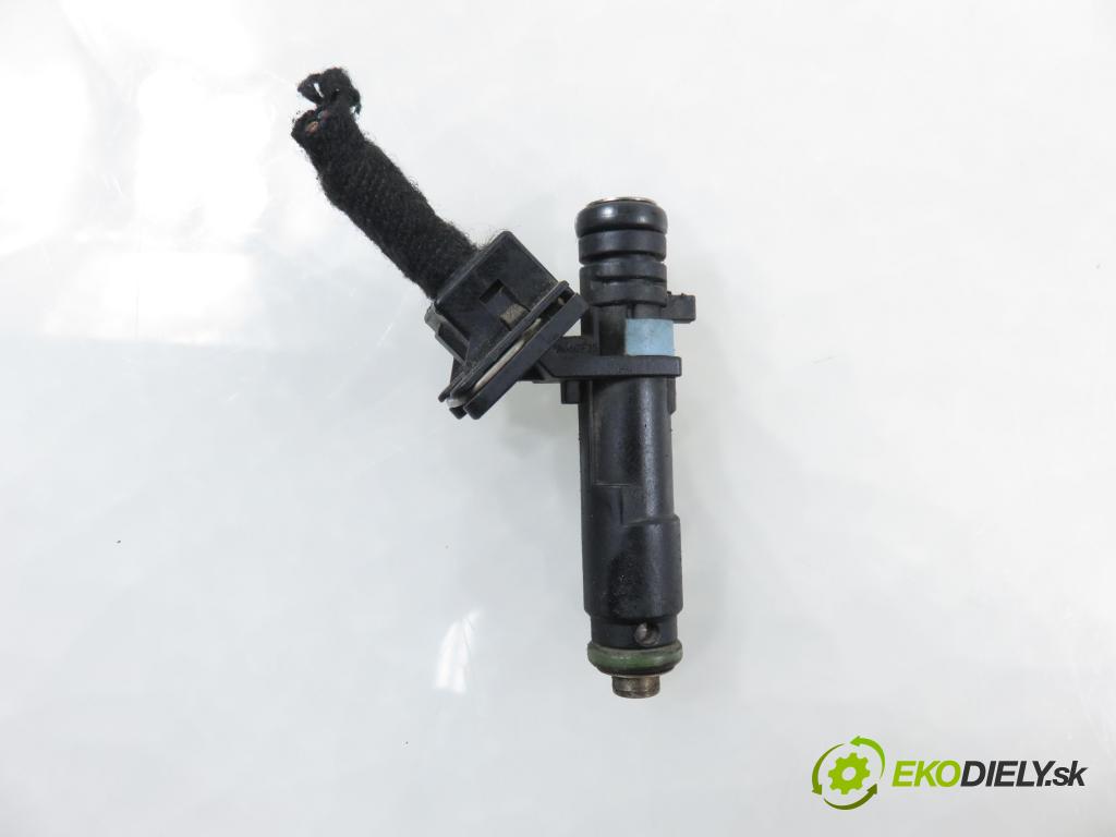 CHEVROLET spar HB 2013 50,00 1.0 S-TEC II 16V - B10D1 995,00 vstrekovač 25186566 (Vstrekovač paliva)