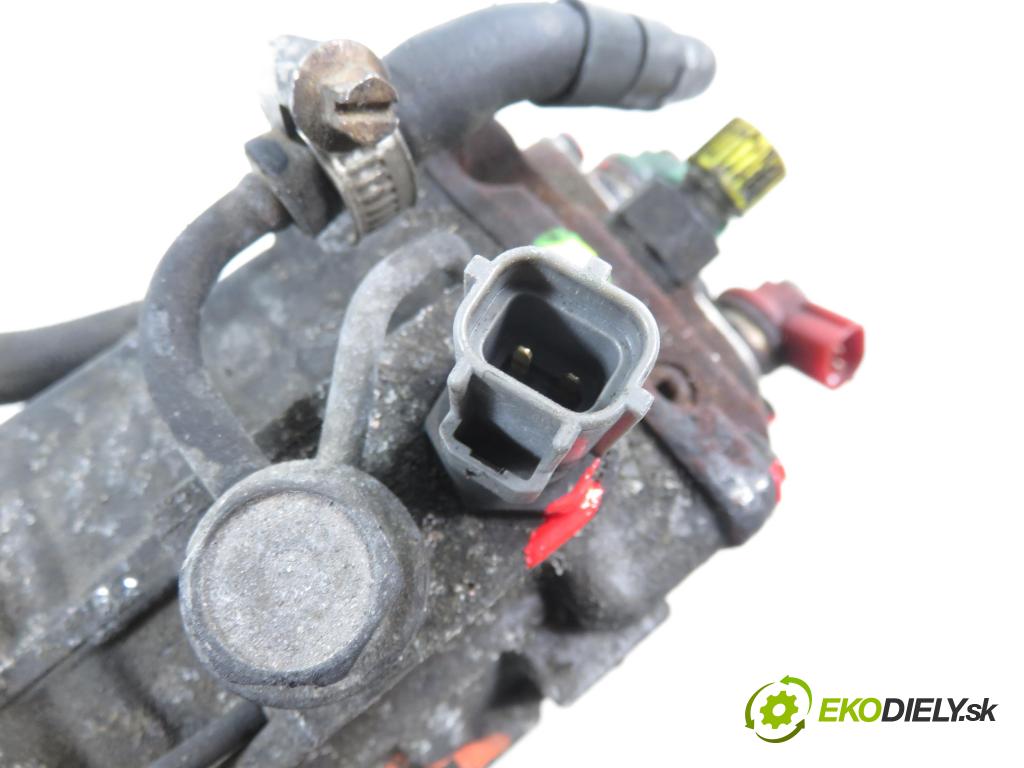 TOYOTA COROLLA (_E12_) HB 2003 85,00 2.0 D-4D 116 (CDE120R_, CDE120L_) - 1CD-FTV 1995,00 Pumpa vysokého tlaku 2210027010 ; 09730000188