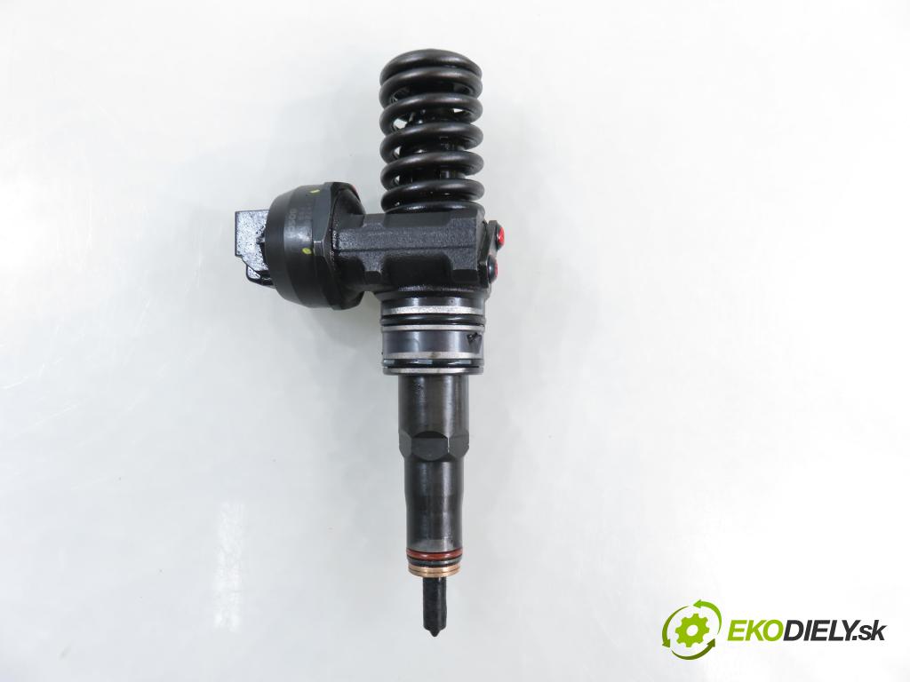 VW GOLF V (1K1) HB 2007 77,00 1.9 TDI - BXE 1896,00 Vstrekovač 038130073AG ; 0414720215 (Vstrekovač paliva)