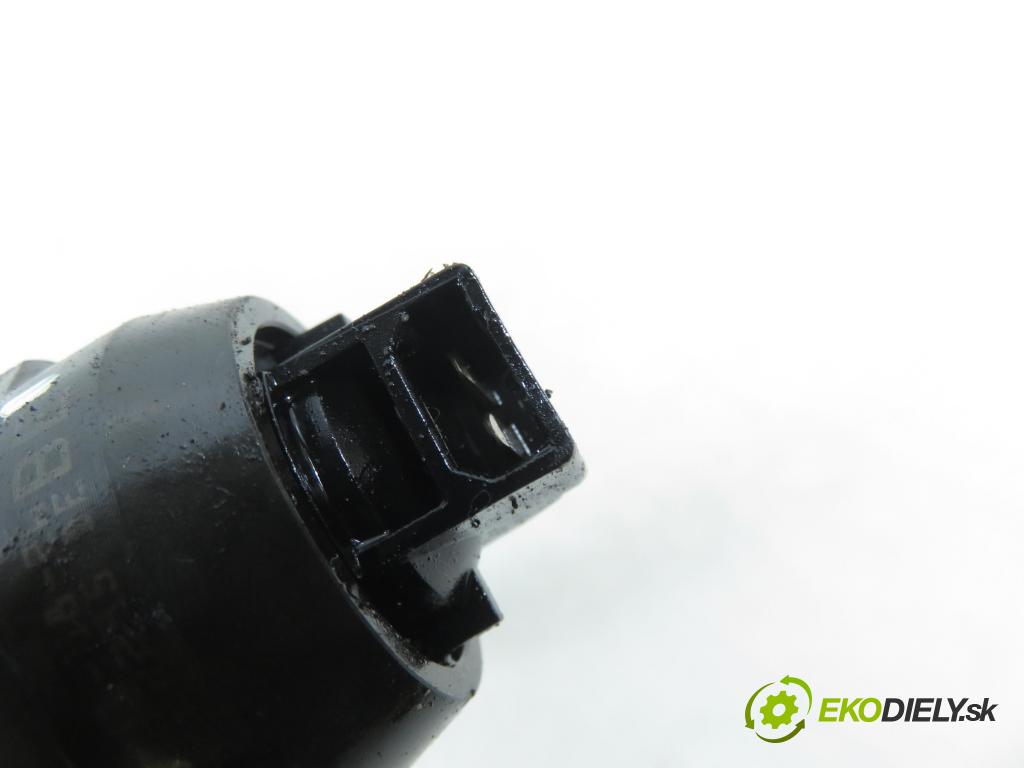 VW GOLF IV (1J1) HB 2001 96,00 1.9 TDI - ASZ 1896,00 vstříkovač 038130073AL ; 0414720039 (Vstřikovač paliva)