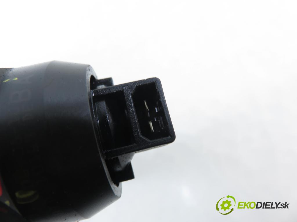 VW GOLF V (1K1) HB 2007 77,00 1.9 TDI - BXE 1896,00 Vstrekovač 038130073AG ; 0414720215 (Vstrekovač paliva)