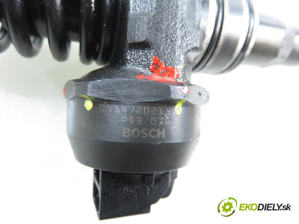 VW GOLF V (1K1) HB 2007 77,00 1.9 TDI - BXE 1896,00 Vstrekovač 038130073AG ; 0414720215 (Vstrekovač paliva)