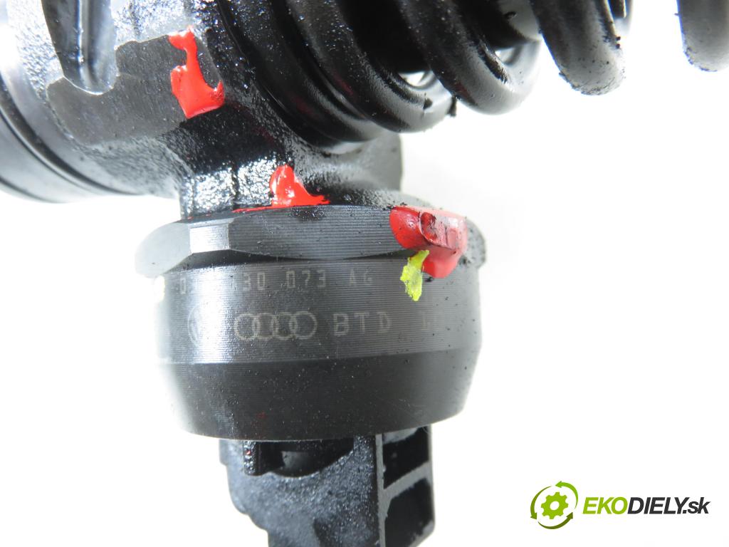 VW GOLF V (1K1) HB 2007 77,00 1.9 TDI - BXE 1896,00 vstříkovač 038130073AG ; 0414720215 (Vstřikovač paliva)