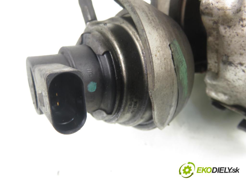 VW GOLF VI Variant (AJ5) KOMBI 2010 77,00 1.6 TDI - CAYC 1598,00 Turbodúchadlo 03L253016T (Turbodúchadlo (kompletné))