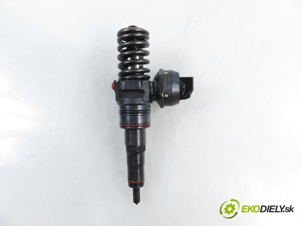 AUDI A2 (8Z0) HB 2001 55,00 1.4 TDI - AMF 1422,00 vstříkovač 045130073T ; 0414720035 (Vstřikovač paliva)