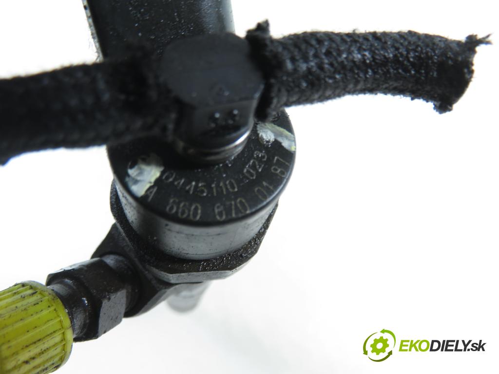 SMART CITY-COUPE (450) HB 2001 30,00 0.8 CDI R3 41 - OM 660.940 799,00 vstrekovač 0445110023 ; 6600700187 (Vstrekovač paliva)