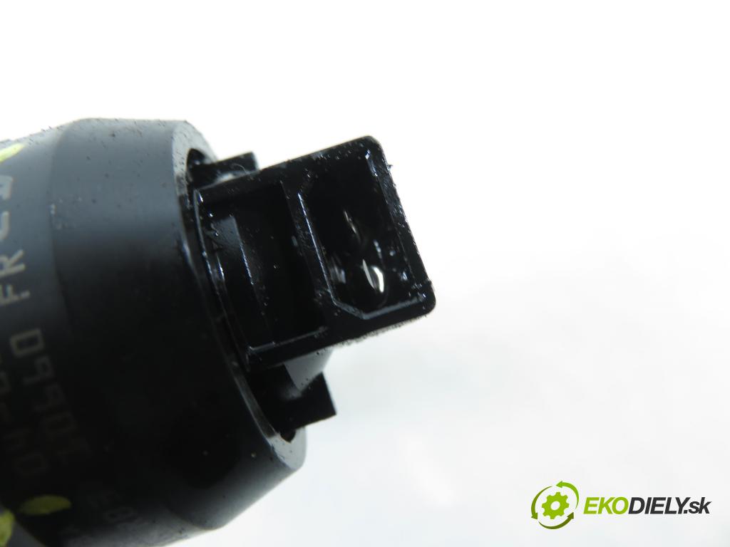 VW SHARAN (7M8, 7M9, 7M6) MINIVAN 2004 96,00 1.9 TDI PD 130 - ASZ 1896,00 Vstrekovač 038130073BA ; 0414720216 (Vstrekovač paliva)