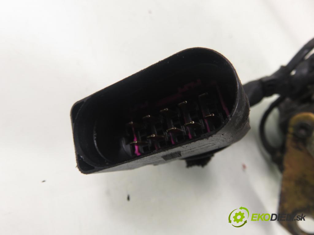 VW BORA (1J2) SEDAN 2001 66,00 1.9 TDI 90 - ALH 1896,00 Pumpa vstrekovacia 038130107D (Vstrekovacie čerpadlo)