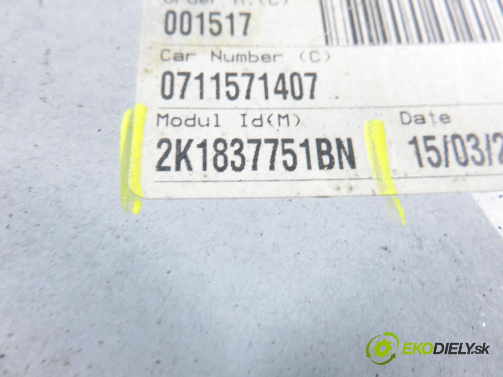 VW CADDY III Variant (2KB, 2KJ, 2CB, 2CJ) KOMBIVAN 2007 77,00 1.9 TDI PD 105 1896,00 Mechanizmus okien 2K1837751BN ; 1T0959701D ; 1K0959793J