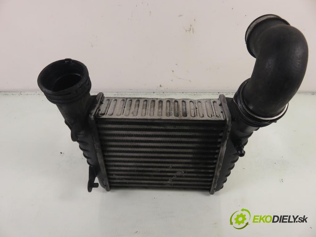 VW PASSAT B5.5 Variant (3B6) KOMBI 2002 96,00 1.9 TDI PD 130 - AVF 1896,00 chladič intercooler 8D0145805C