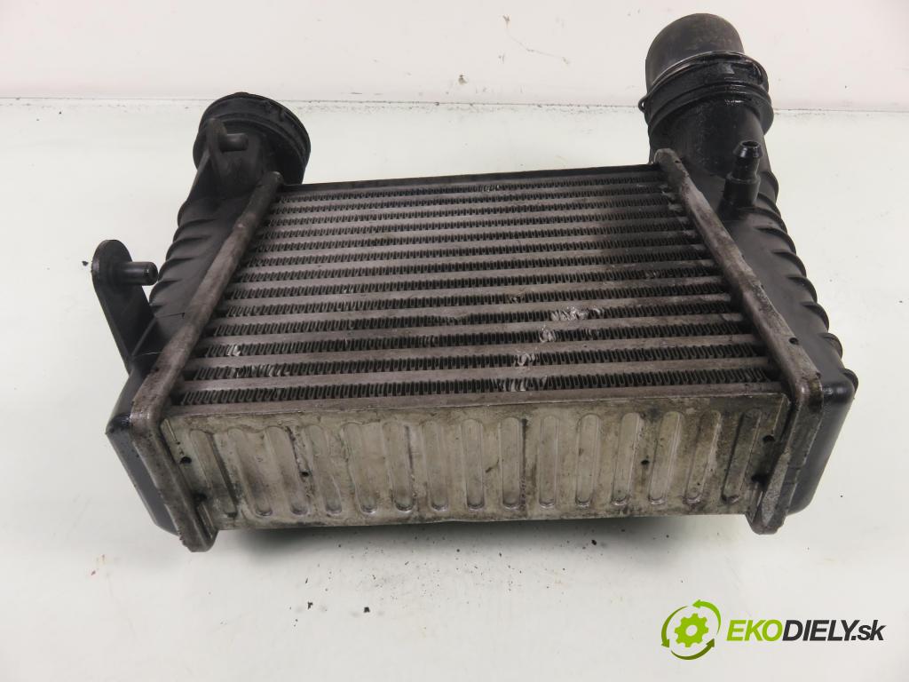 VW PASSAT B5.5 Variant (3B6) KOMBI 2002 96,00 1.9 TDI PD 130 - AVF 1896,00 chladič intercooler 8D0145805C