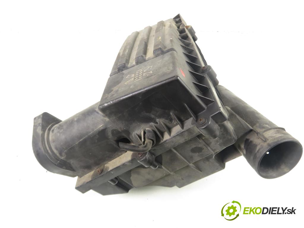 VW CADDY III Variant (2KB, 2KJ, 2CB, 2CJ) KOMBIVAN 2007 77,00 1.9 TDI PD 105 1896,00 Obal filtra vzduchu 3C0129607BA ; 3C0129601BK (Obal vzduchového filtra)