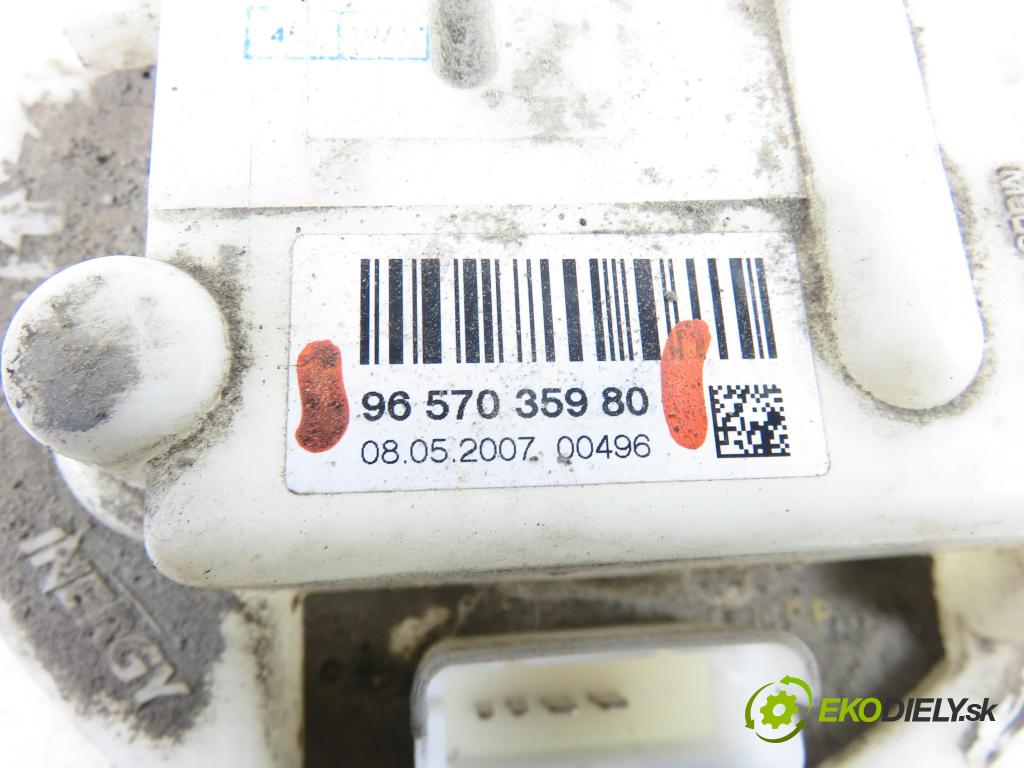 PEUGEOT 207 (WA_, WC_) HB 2007 54,00 1.4 - KFV (TU3A) 1360,00 Pumpa paliva 9657035980
