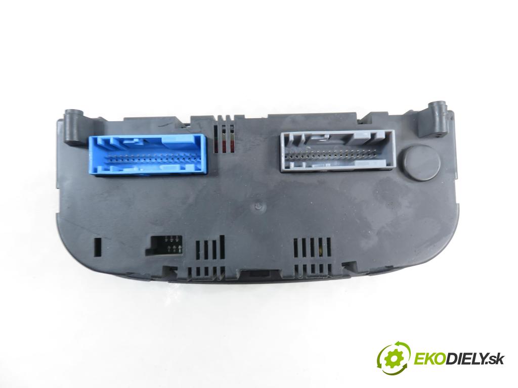 OPEL CORSA C (X01) HB 2002 55,00 1.7 DTI - Y 17 DT 1686,00 Panel kúrenia KLIMATRONIK 24454174