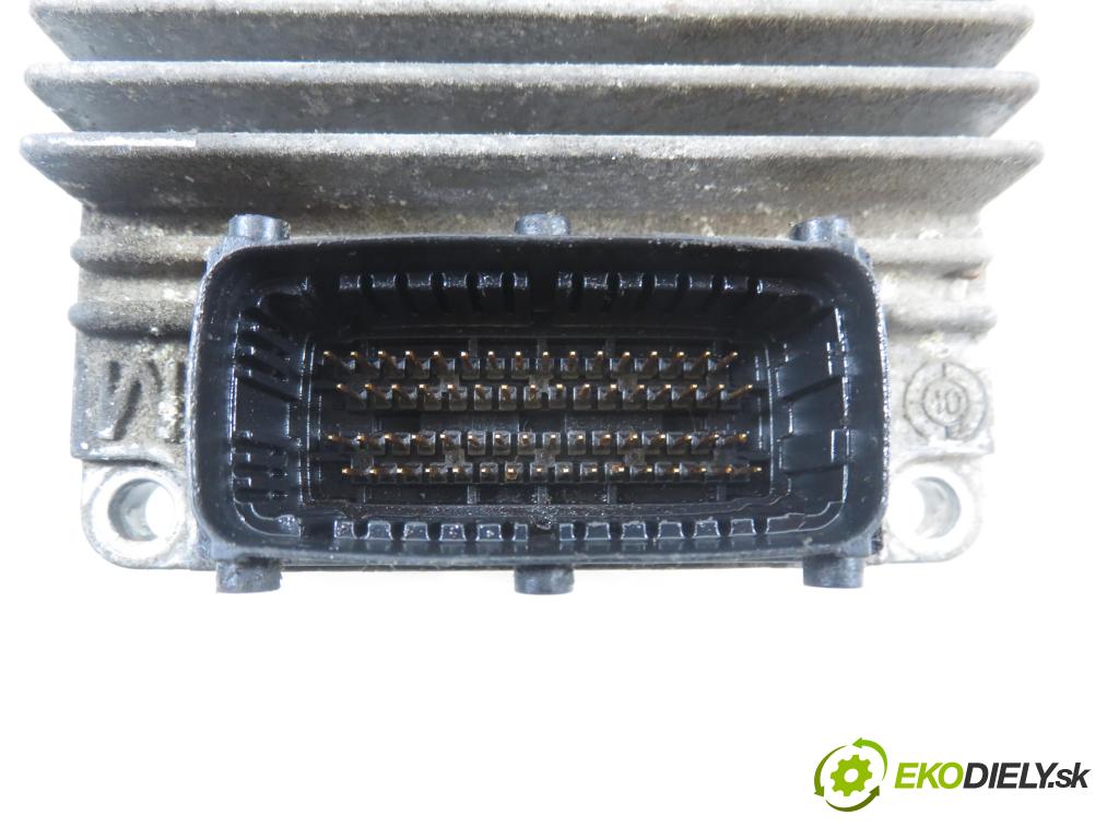 OPEL CORSA C (X01) HB 2002 55,00 1.7 DTI - Y 17 DT 1686,00 Riadiaca jednotka Motor 8972272258 ; 09389429