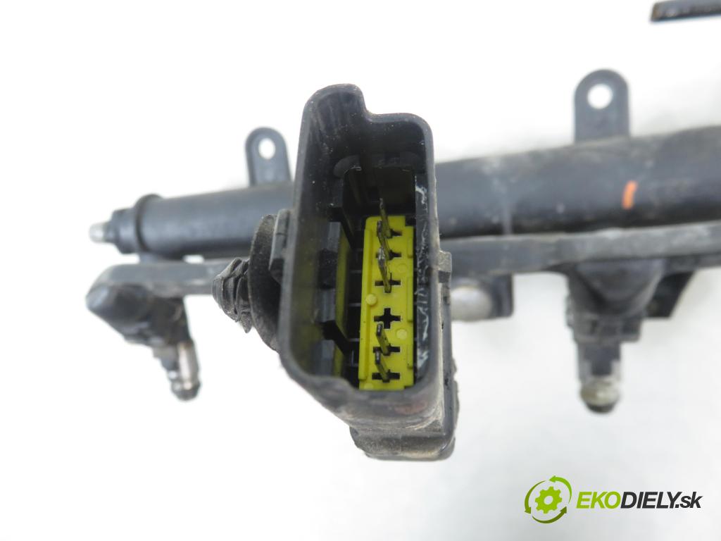 CITROEN C3 I (FC_) HB 2003 44,00 1.1 i - HFX (TU1JP) 1124,00 Lišta vstrekovacia 9628982980 (Vstrekovacia lišta)