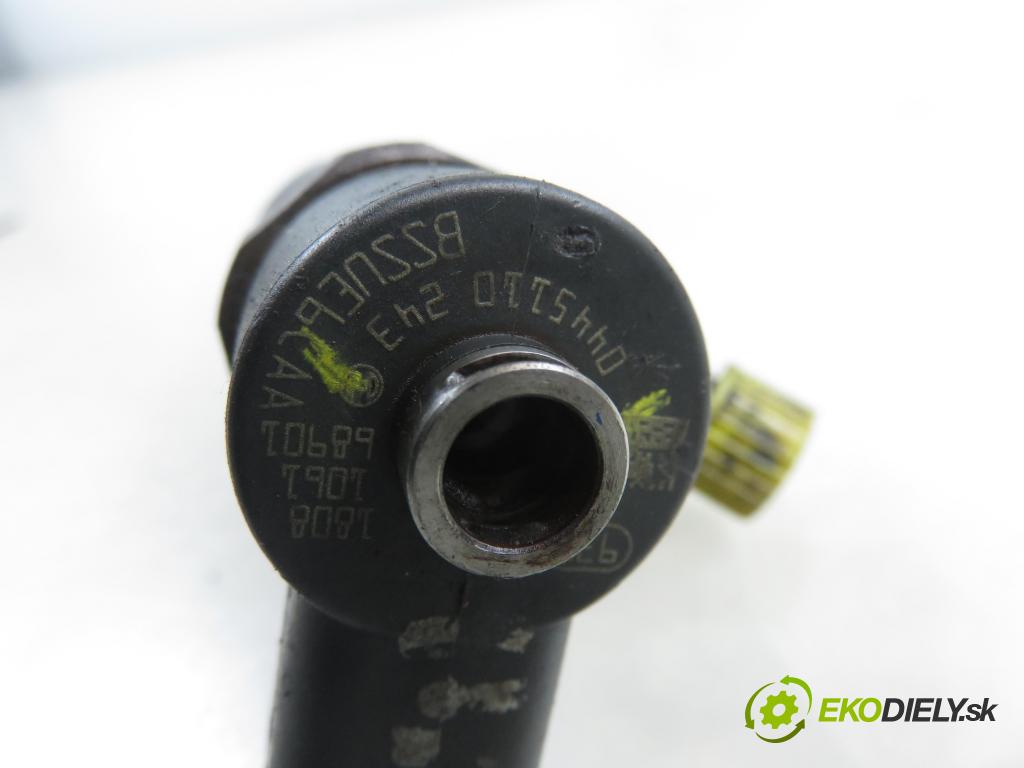 FIAT CROMA (194_) KOMBI 2006 110,00 1.9 D Multijet 150 - 939 A2.000 1910,00 vstrekovač 0445110243 (Vstrekovač paliva)