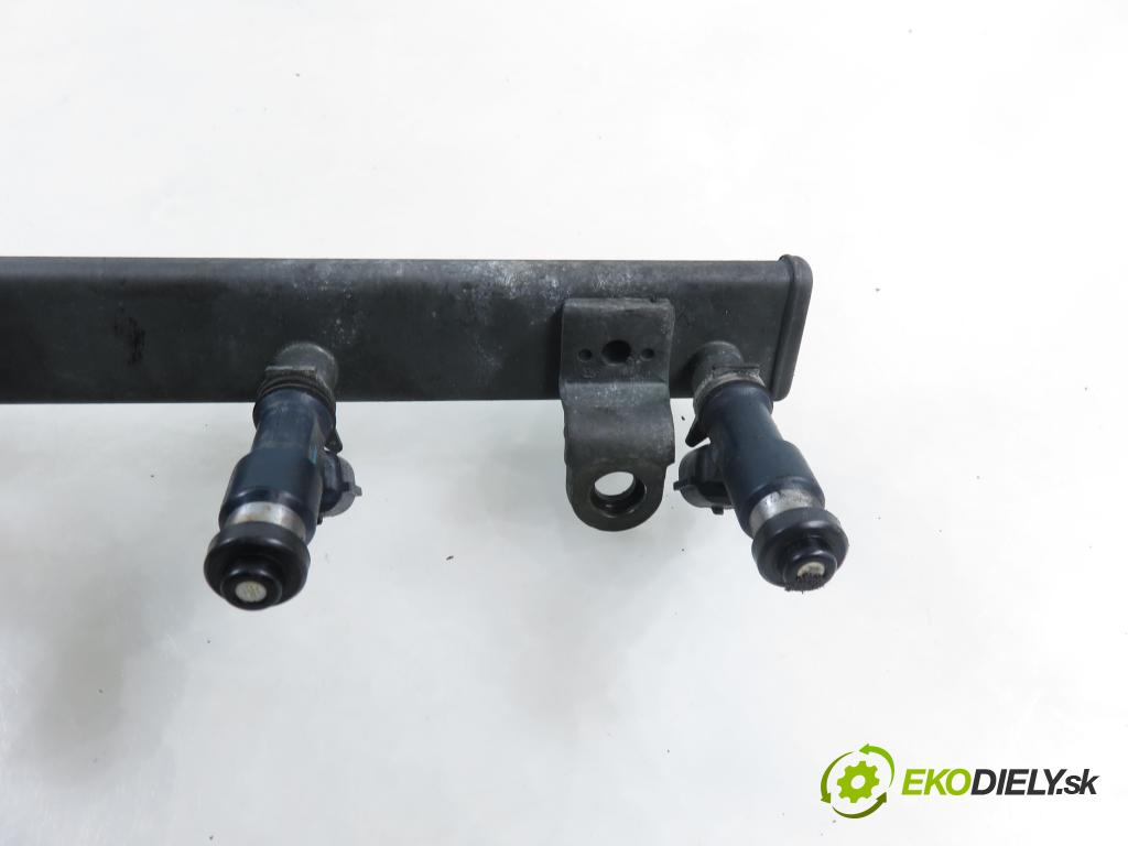 MITSUBISHI OUTLANDER I (CU_W) SUV 2003 118,00 2.4 4WD 160 (CU5W) - 4G69 2378,00 lišta vstřikovací  (Vstřikovací lišta)