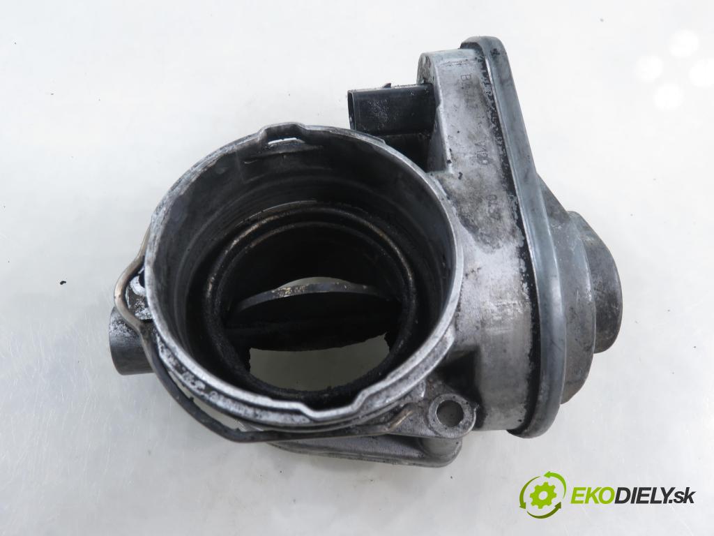 VW GOLF IV Variant (1J5) KOMBI 2002 74,00 1.9 TDI PD 101 - AXR 1896,00 Škrtiaca klapka 038128063G (Škrtiaca klapka)