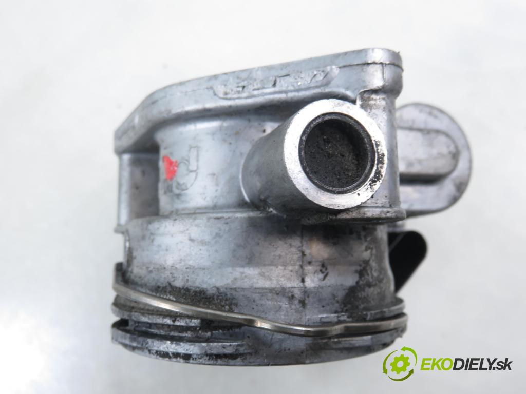 VW GOLF IV Variant (1J5) KOMBI 2002 74,00 1.9 TDI PD 101 - AXR 1896,00 Škrtiaca klapka 038128063G (Škrtiaca klapka)