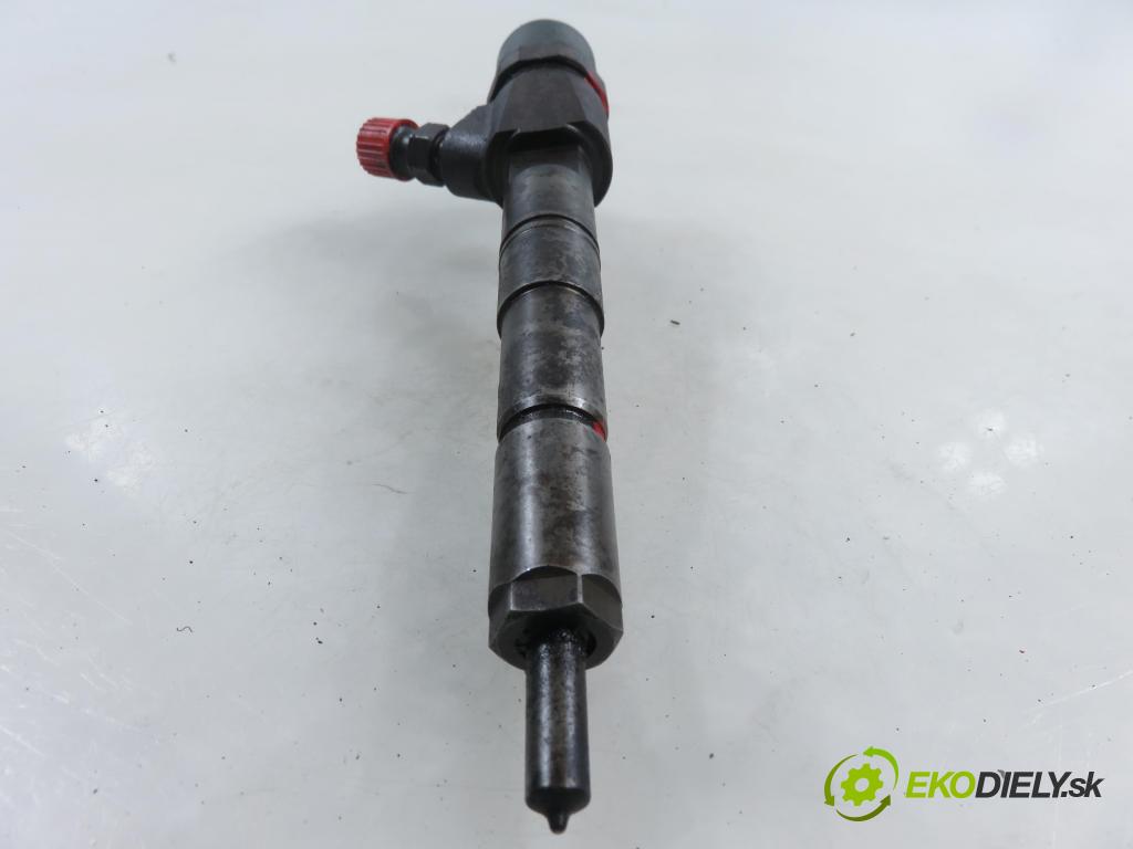 FIAT CROMA (194_) KOMBI 2006 110,00 1.9 D Multijet 150 - 939 A2.000 1910,00 vstrekovač 0445110243 (Vstrekovač paliva)