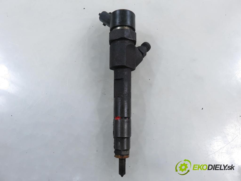 RENAULT SCENIC I (JA0/1_) MINIVAN 2000 75,00 1.9 dCi 102 - F9Q 732 1870,00 vstrekovač 0445110021 ; 7700111014 (Vstrekovač paliva)