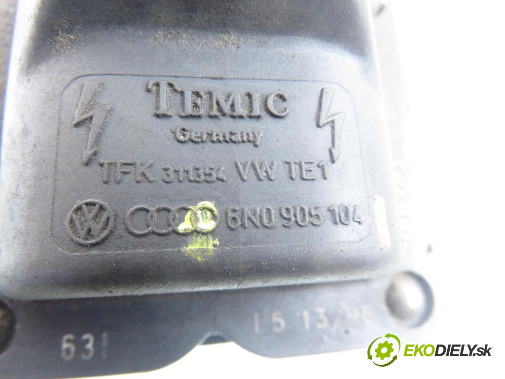 VW POLO (6N1) HB 1999 55,00 75 1.6 - AEE 1598,00 Cievka zapaľovacia 6N0905104